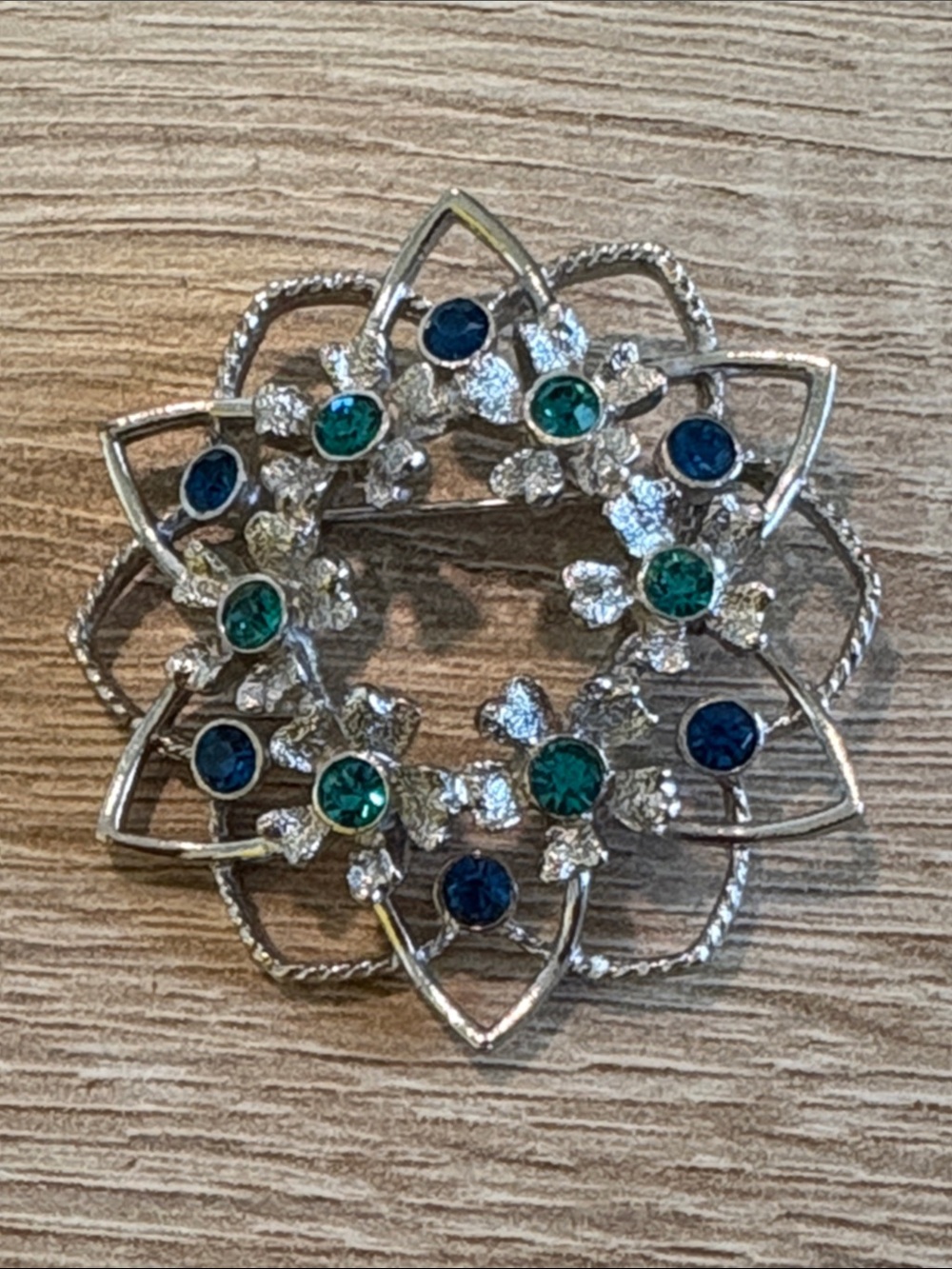 Vintage Sarah, Coventry brooch, silver tone